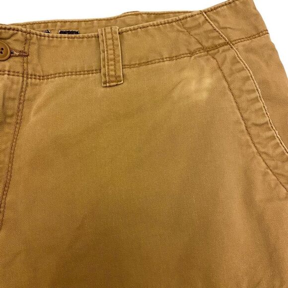 Old Navy Khaki Cargo Shorts Size 40‎ - Picture 2 of 16